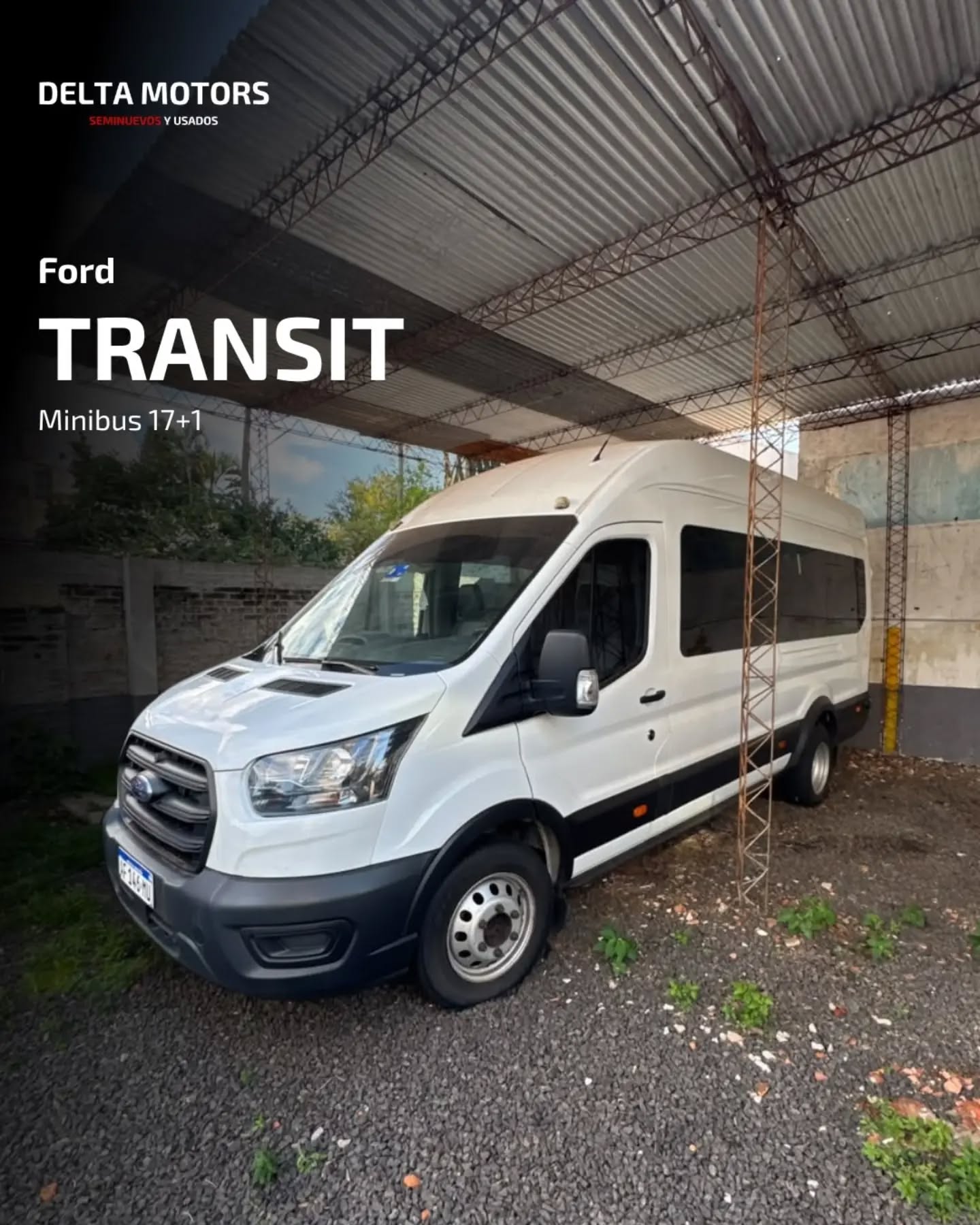 Ford Transit Minibus 17+1